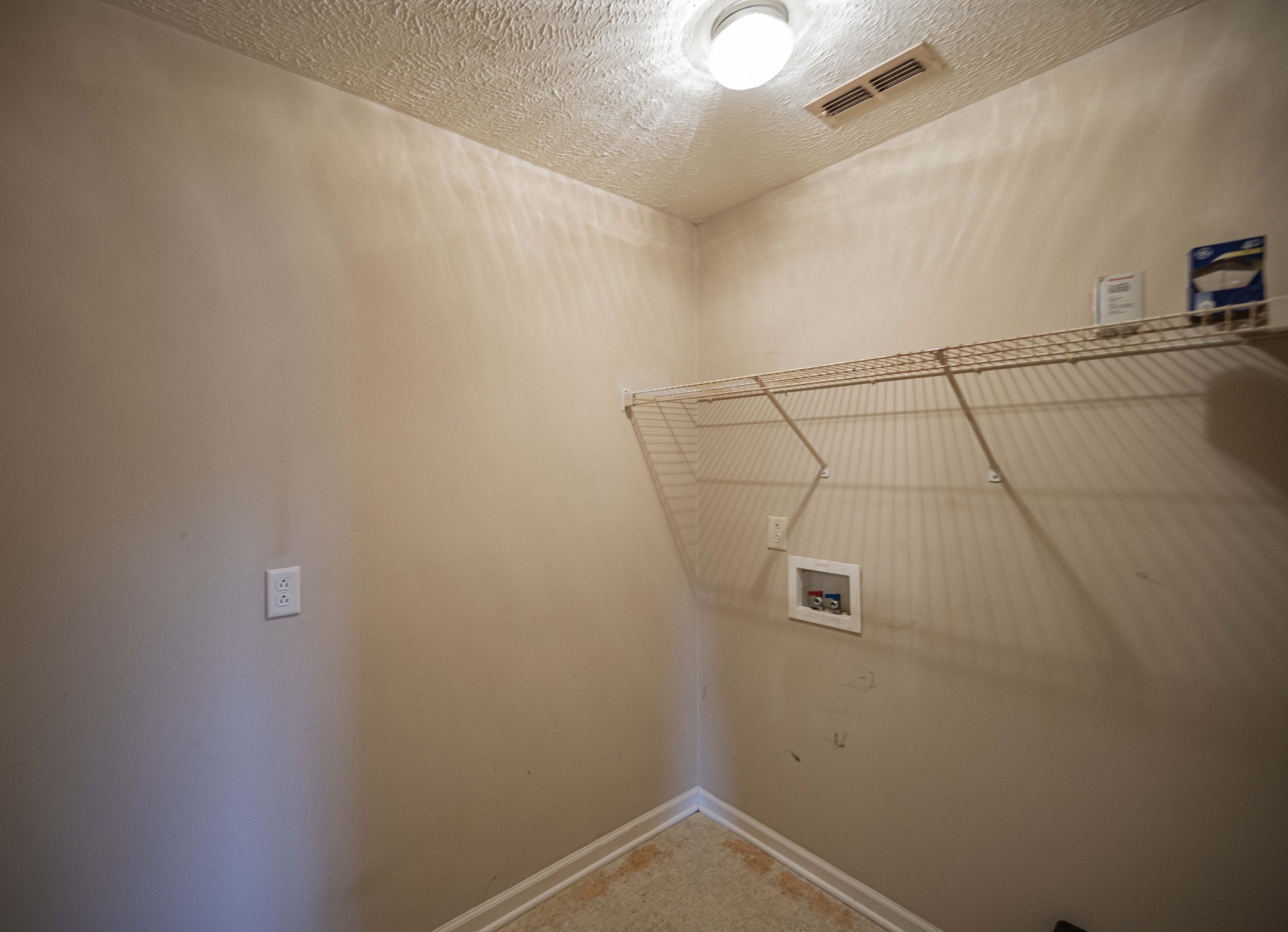 1324 Macduff Drive Murfreesboro, TN 37128 - Photo 33 of 35 a bathroom with a shower