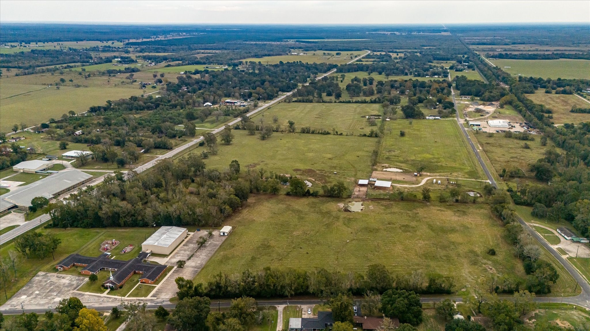 391 County Road 2010 Liberty, TX 77575 - Photo 6 of 22