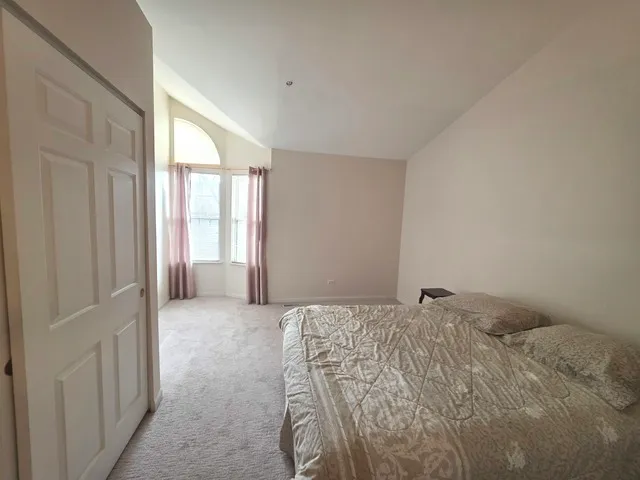 $674,300 | 8019-8021 Lincoln Avenue, Skokie, IL 60077