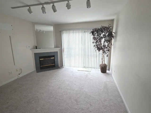 $674,300 | 8019-8021 Lincoln Avenue, Skokie, IL 60077