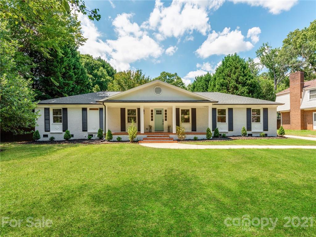 1118 Lansdowne Road Charlotte, NC 28270 - Photo 1 of 37 Gallery Image 1