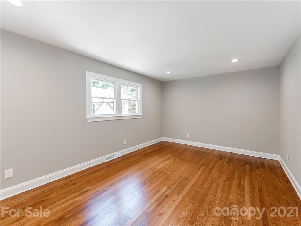 1118 Lansdowne Road Charlotte, NC 28270 - Photo 21 of 37 Gallery Image 21