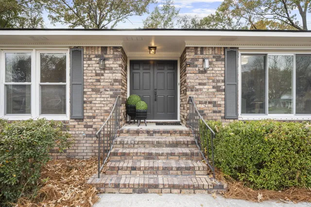 $399,000 | 101 Milton Court, Goose Creek, SC 29445