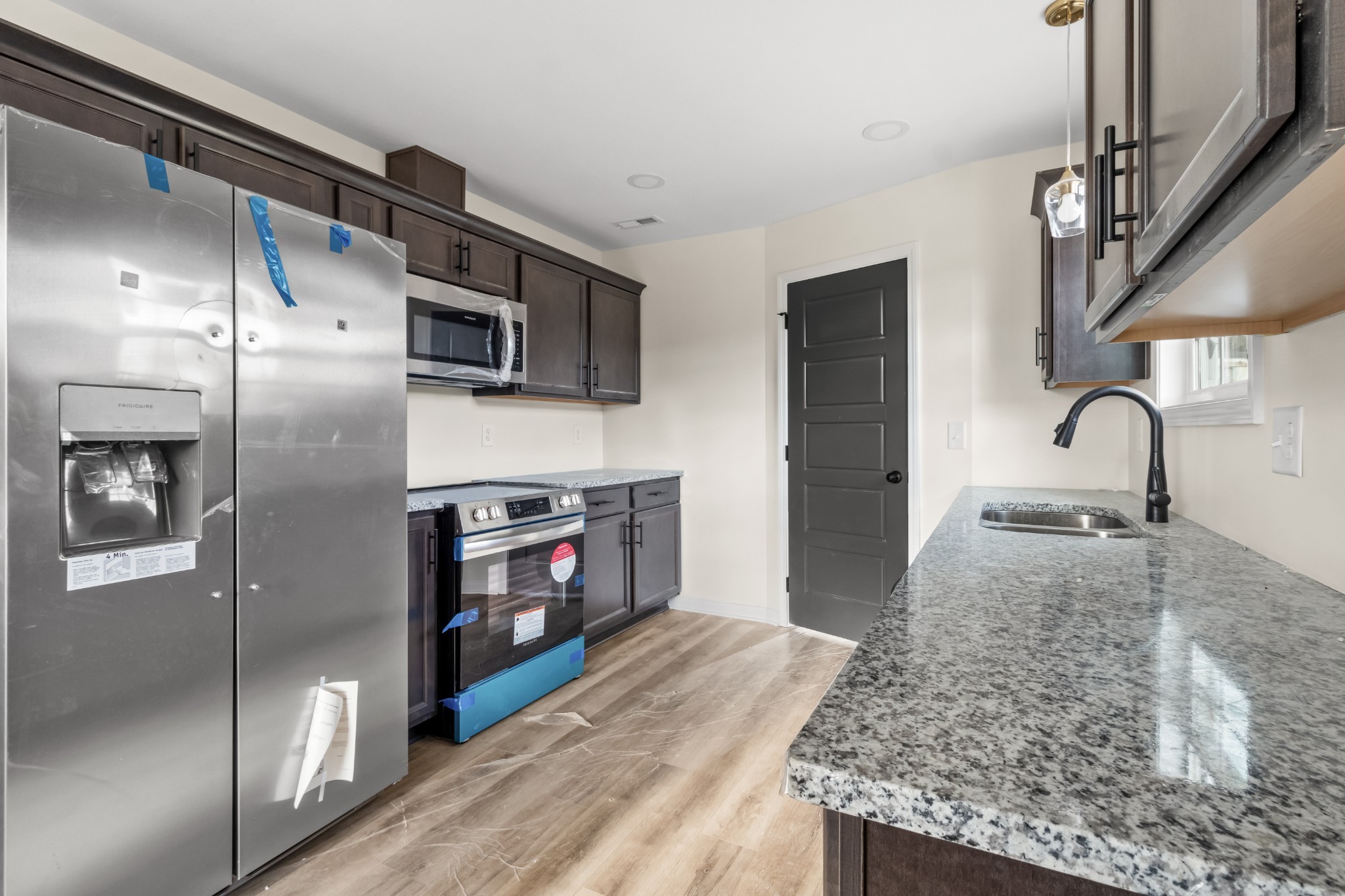 2145 Broome Road Palmyra, TN 37142 - Photo 11 of 21