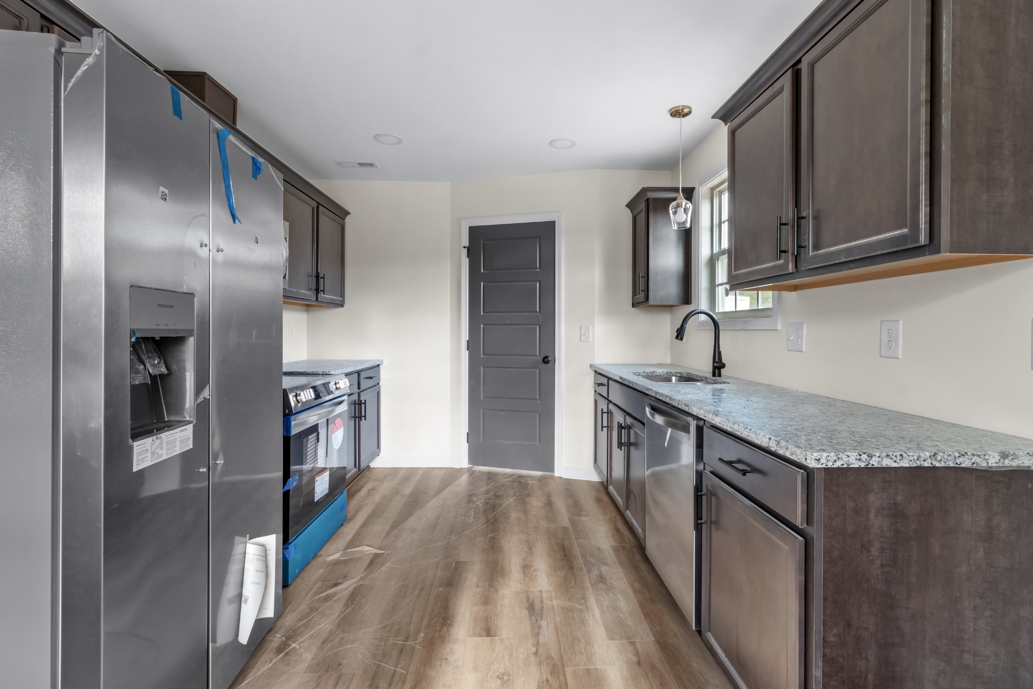 2145 Broome Road Palmyra, TN 37142 - Photo 10 of 21