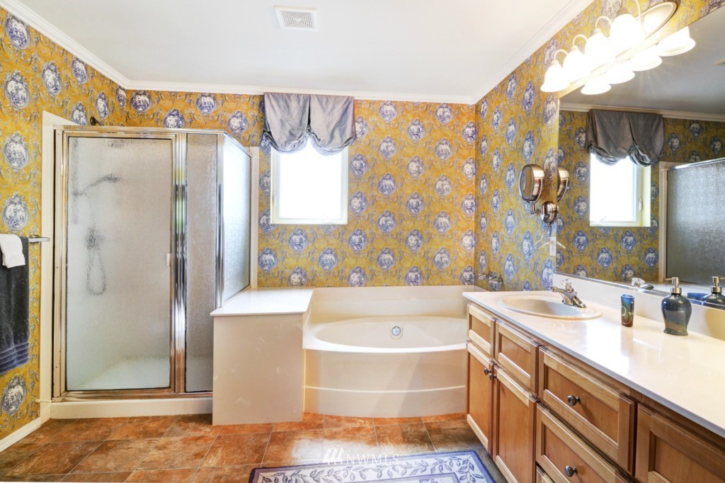 556 Chelan Place Northeast Renton, WA 98059 - Photo 14 of 20 Gallery Image 14