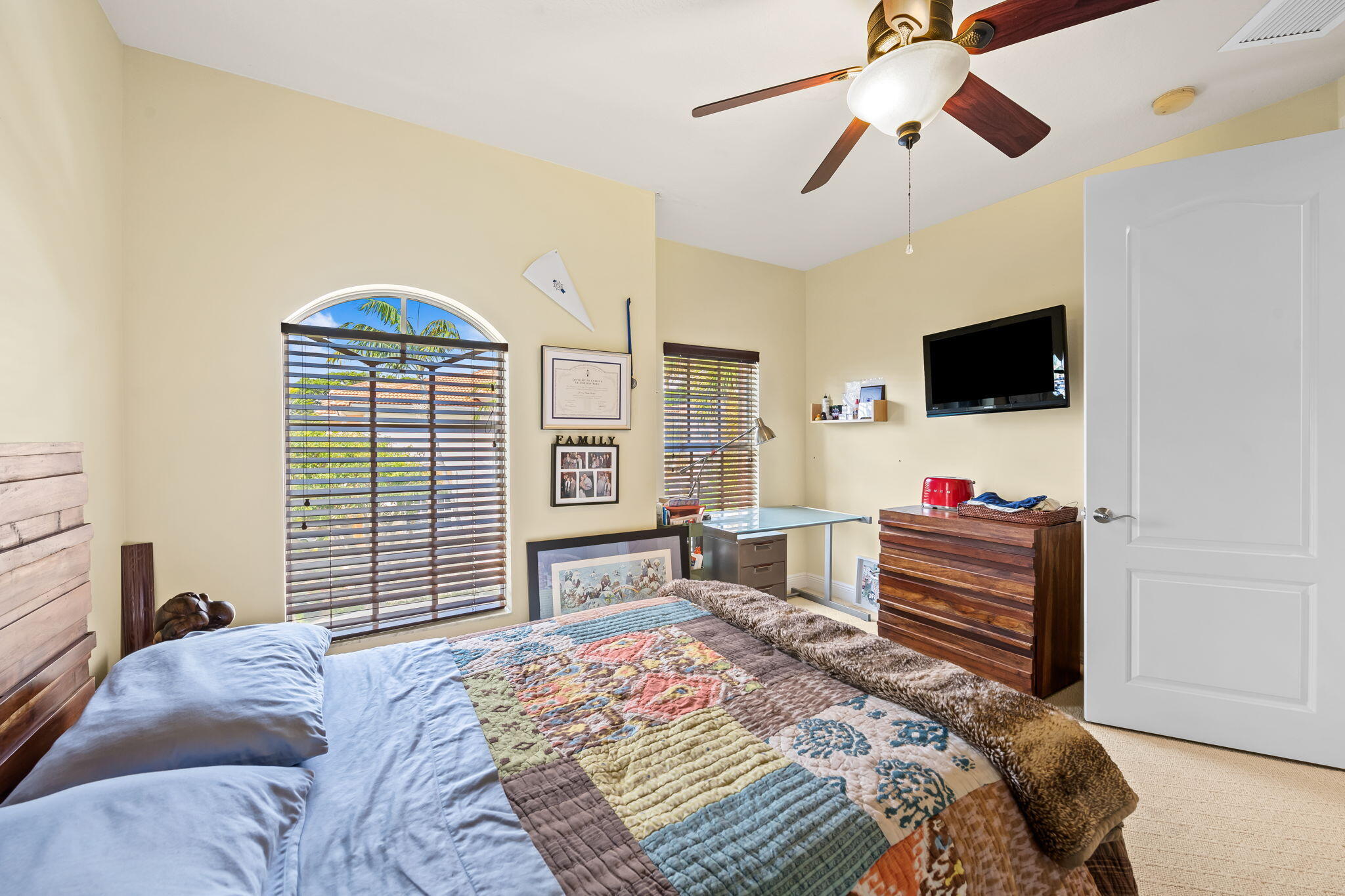 5580 Northeast Trieste Terrace Boca Raton, FL 33487 - Photo 21 of 33 Guest Suite