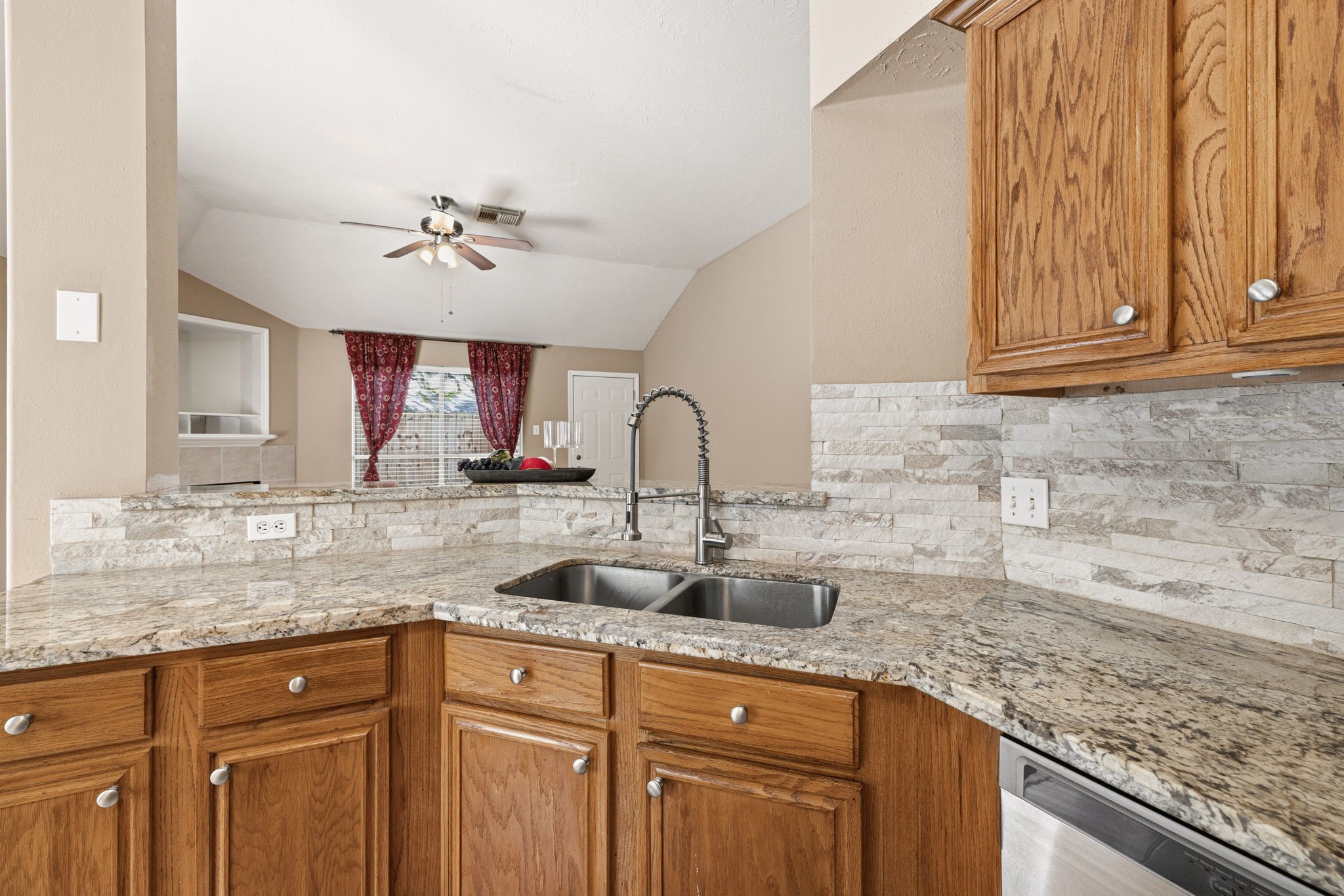 9109 Benwick Street Spring, TX 77379 - Photo 16 of 33