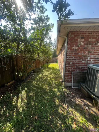 $190,000 | 656 Magnolia Drive, Laplace, LA 70068