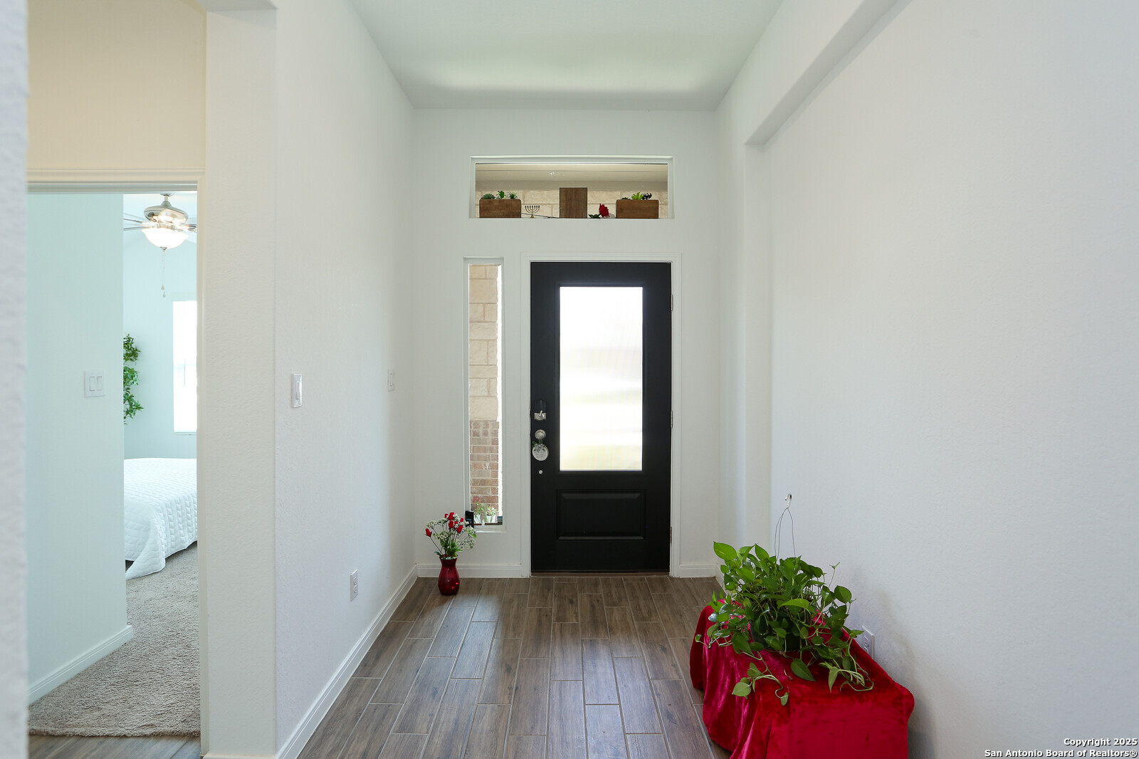 5798 Luciano Ridge Seguin, TX 78155 - Photo 6 of 36 wooden floor in a gallery