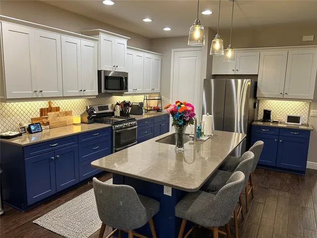 $715,000 | 125 Avens Drive, Nokomis, FL 34275