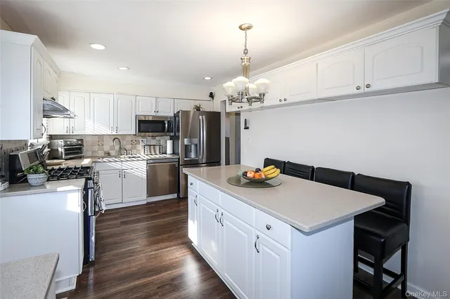 $980,000 | 169 North 6th Street, Bethpage, NY 11714