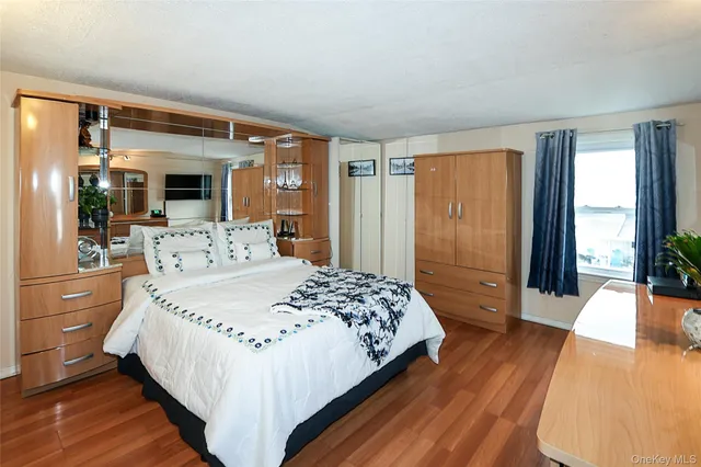 $980,000 | 169 North 6th Street, Bethpage, NY 11714