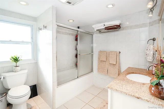 $980,000 | 169 North 6th Street, Bethpage, NY 11714