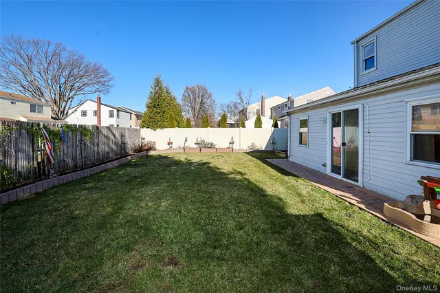 $980,000 | 169 North 6th Street, Bethpage, NY 11714