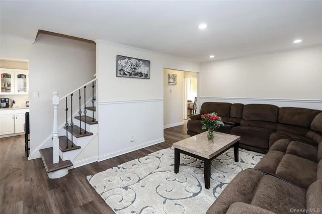 $980,000 | 169 North 6th Street, Bethpage, NY 11714