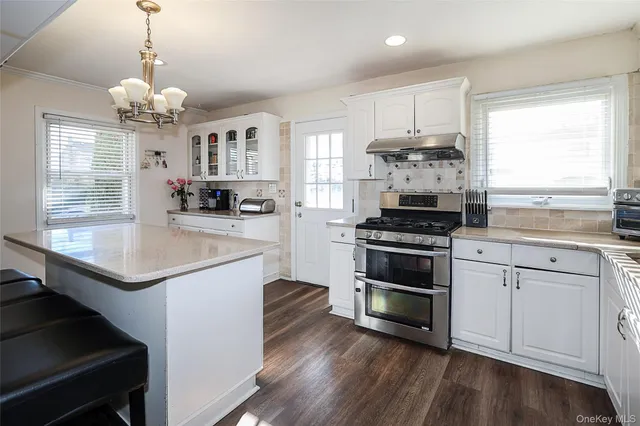 $980,000 | 169 North 6th Street, Bethpage, NY 11714