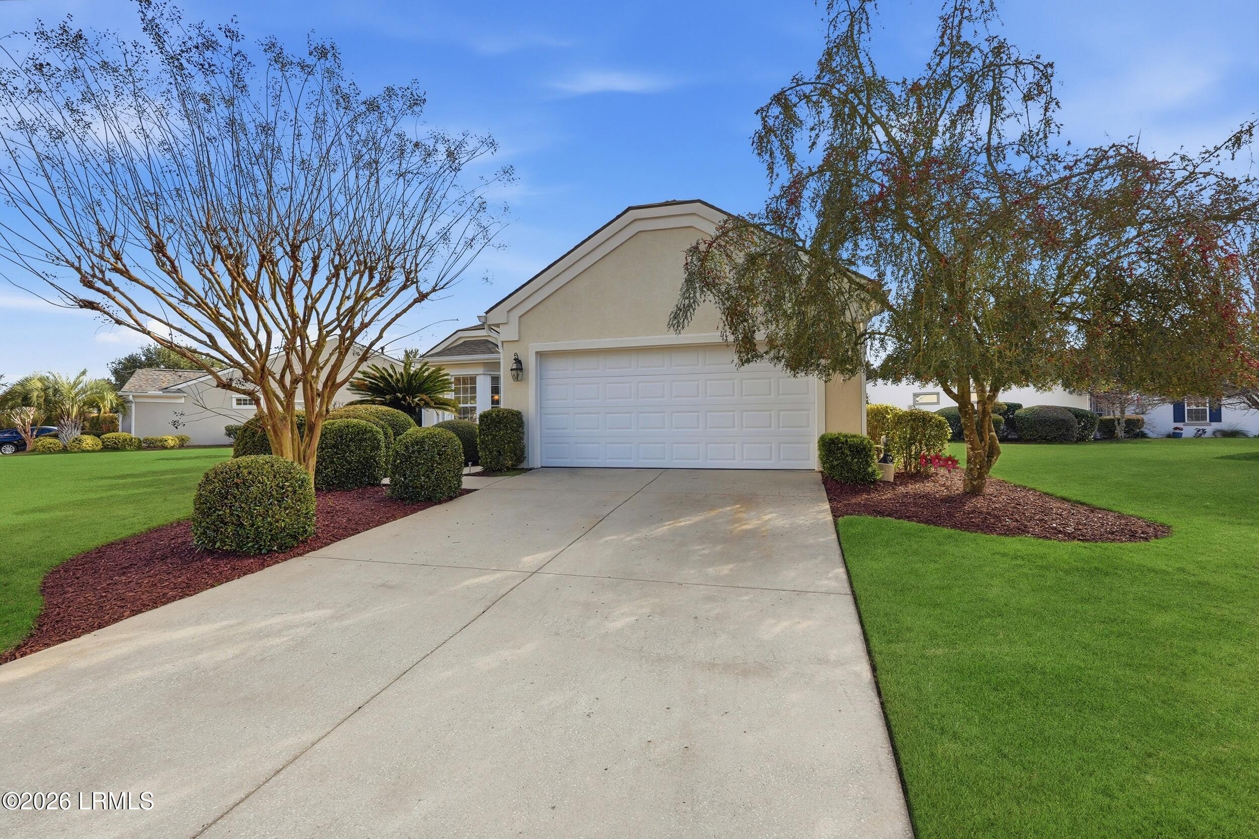 11 Candle Light Lane Bluffton, SC 29909 - Photo 6 of 45 11 Candlelight 06