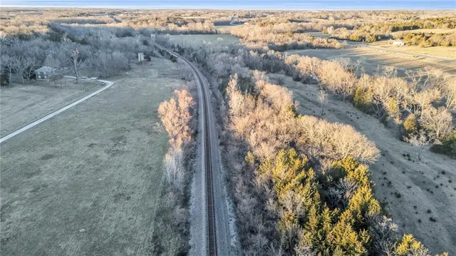$2,600,000 | 0 County Road 1077 N/a, Parker, KS 66072