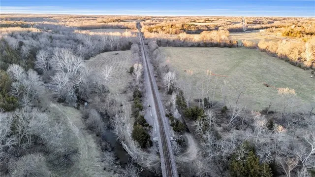 $2,600,000 | 0 County Road 1077 N/a, Parker, KS 66072