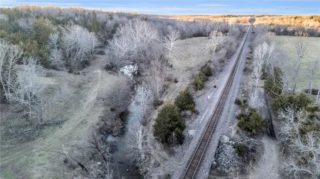 $2,600,000 | 0 County Road 1077 N/a, Parker, KS 66072