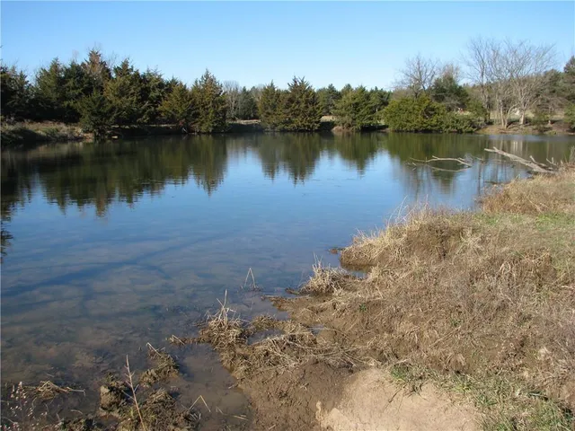 $2,600,000 | 0 County Road 1077 N/a, Parker, KS 66072