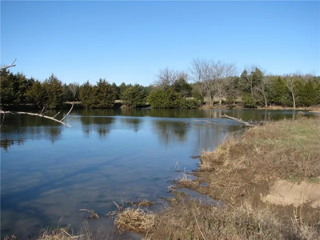 $2,600,000 | 0 County Road 1077 N/a, Parker, KS 66072