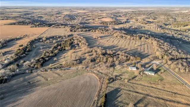 $2,600,000 | 0 County Road 1077 N/a, Parker, KS 66072