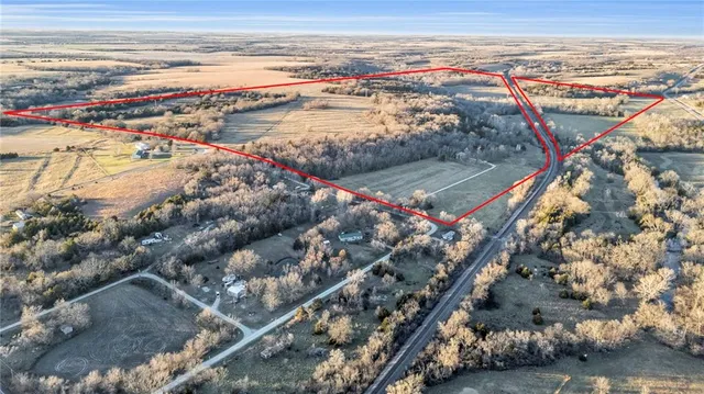 $2,600,000 | 0 County Road 1077 N/a, Parker, KS 66072
