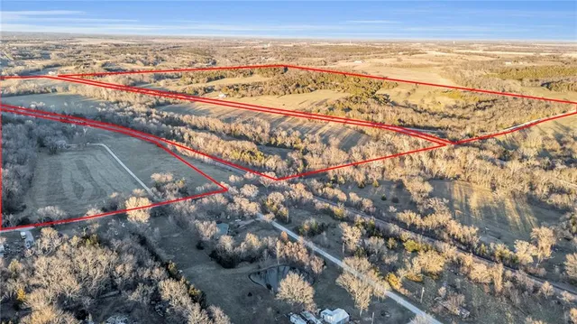 $2,600,000 | 0 County Road 1077 N/a, Parker, KS 66072
