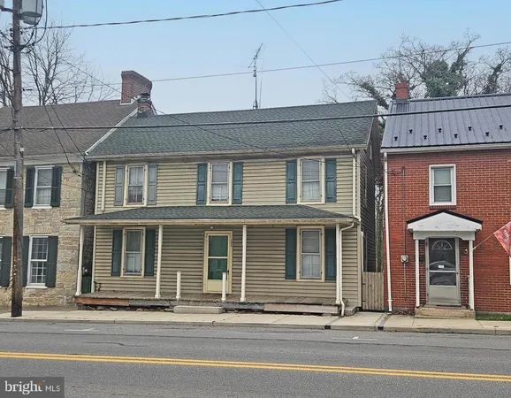 $185,000 | 122 North Main Street, Mercersburg, PA 17236