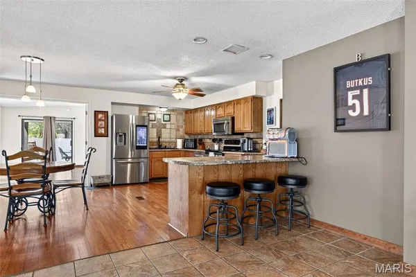 $243,900 | 115 Carroll Drive, Clarksville, MO 63336