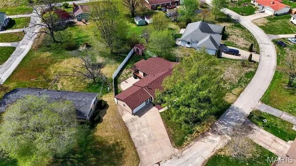 $243,900 | 115 Carroll Drive, Clarksville, MO 63336