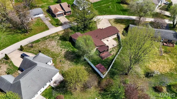 $243,900 | 115 Carroll Drive, Clarksville, MO 63336