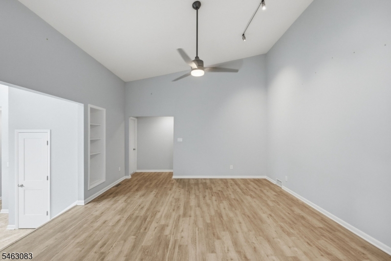 4 Spring Lane Long Valley, NJ 07853 - Photo 23 of 48 Gallery Image 23
