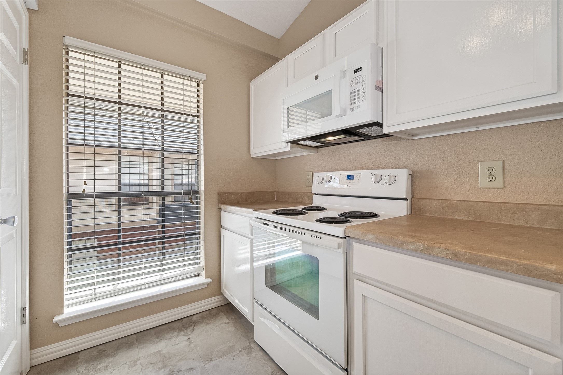 2211 South Kirkwood Road, Unit 43 Houston, TX 77077 - Photo 15 of 45