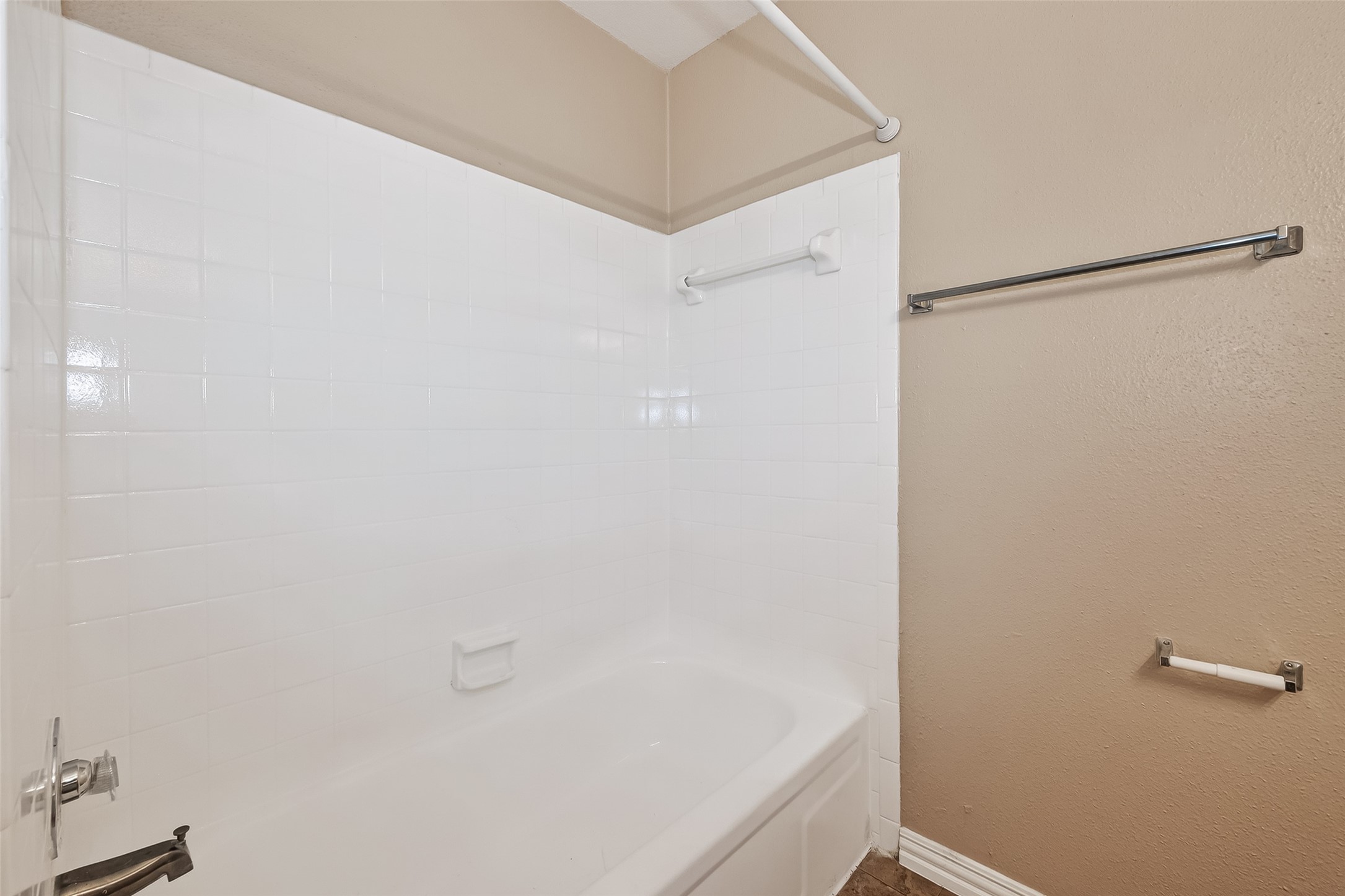 2211 South Kirkwood Road, Unit 43 Houston, TX 77077 - Photo 24 of 45