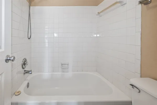 $1,400 | 2211 South Kirkwood Road, Unit 43, Houston, TX 77077