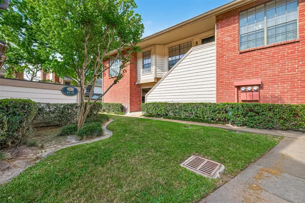 $1,400 | 2211 South Kirkwood Road, Unit 43, Houston, TX 77077