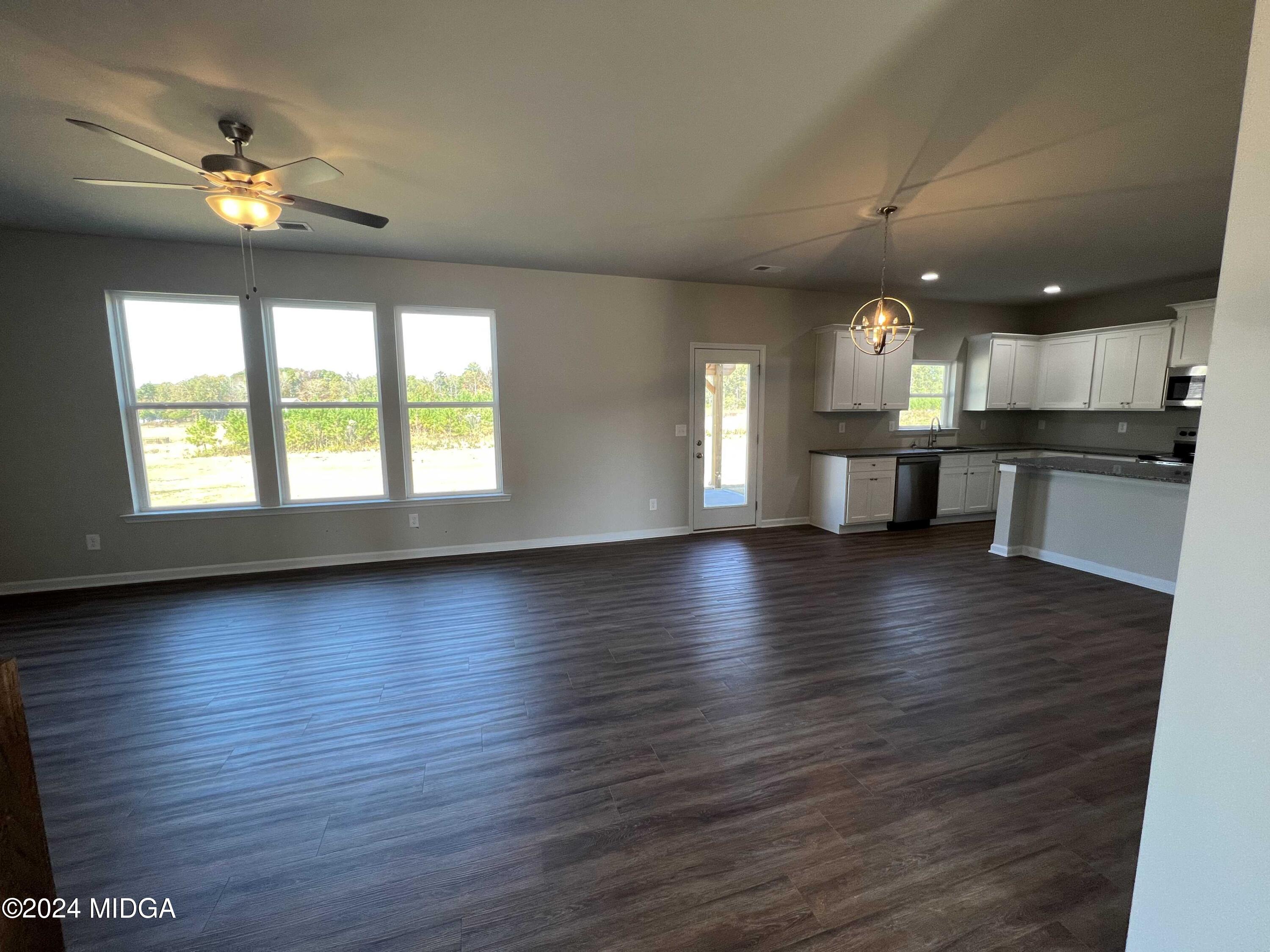 183 Sanders Road Macon, GA 31210 - Photo 14 of 44