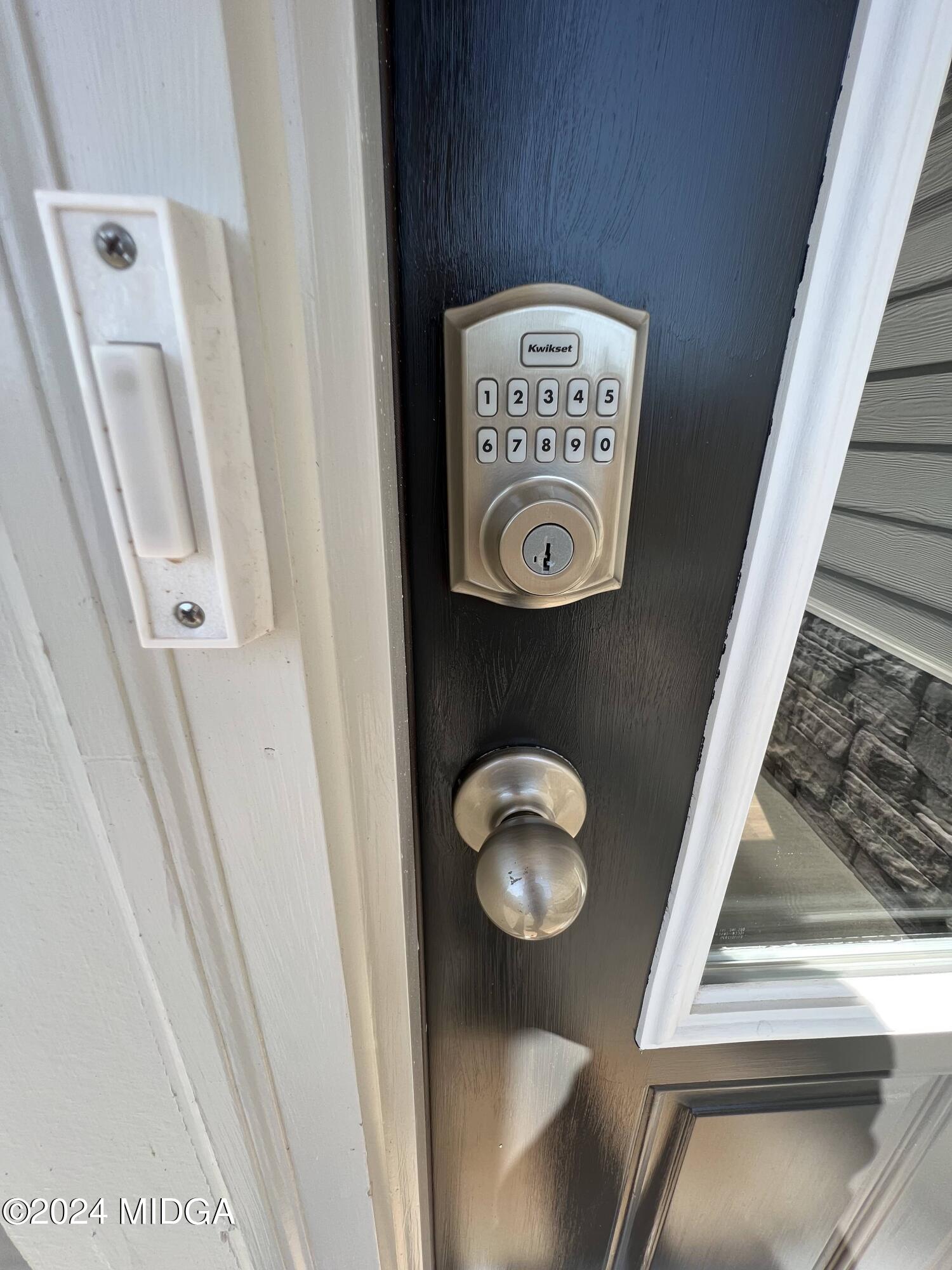 183 Sanders Road Macon, GA 31210 - Photo 35 of 44 a view of entryway