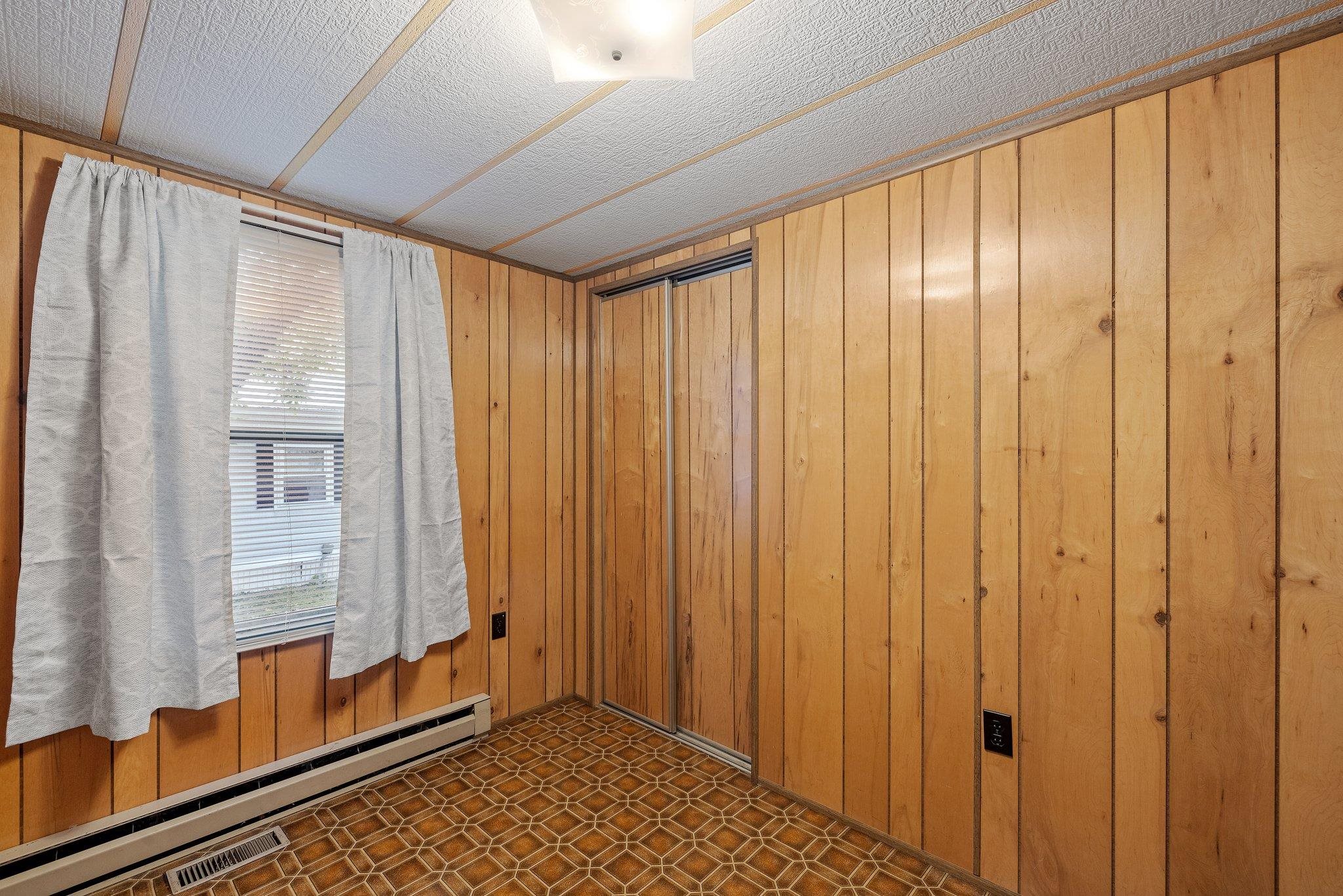 37 Old Rail Road Gilford, NH 03249 - Photo 10 of 40