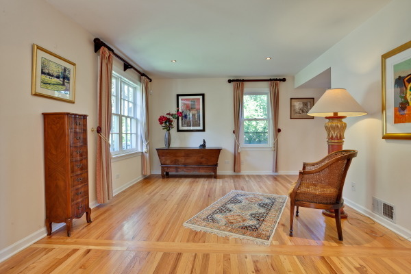 153 Washington Road Lake Forest, IL 60045 - Photo 3 of 20