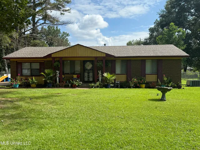 $75,000 | 120 Maple Street, Greenwood, MS 38930