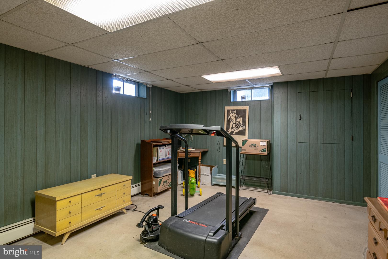 207 Laurel Avenue Hamburg, PA 19526 - Photo 14 of 25 a room with gym equipment