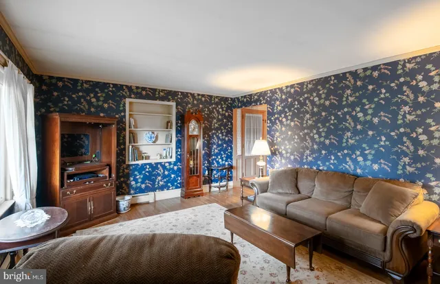 $325,000 | 207 Laurel Avenue, Hamburg, PA 19526