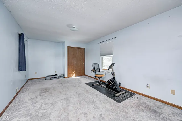 $349,900 | 555 Hyannis Drive, Avon, IN 46123