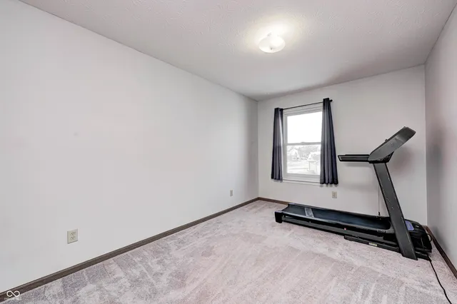 $349,900 | 555 Hyannis Drive, Avon, IN 46123