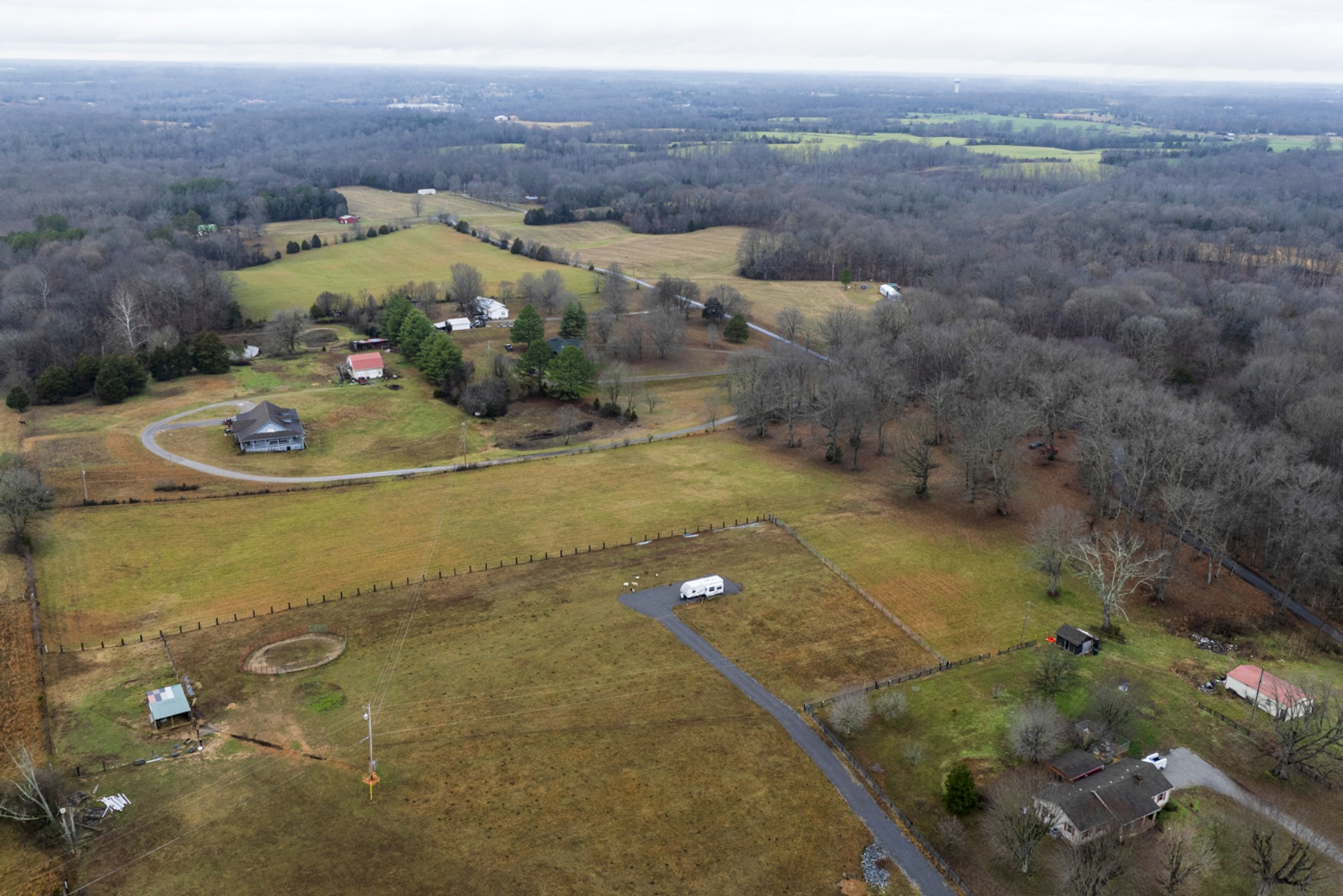 2103 Castelow Road Greenbrier, TN 37073 - Photo 9 of 13 a view of a house with a mountain