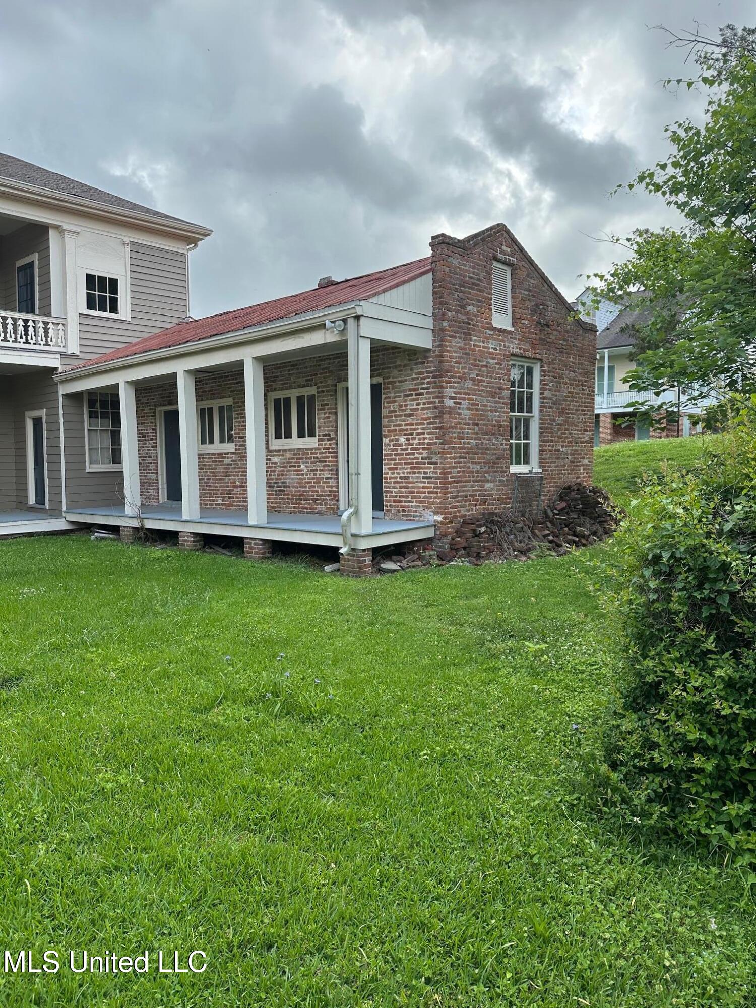 608 High Street Natchez, MS 39120 - Photo 11 of 33 IMG_2506